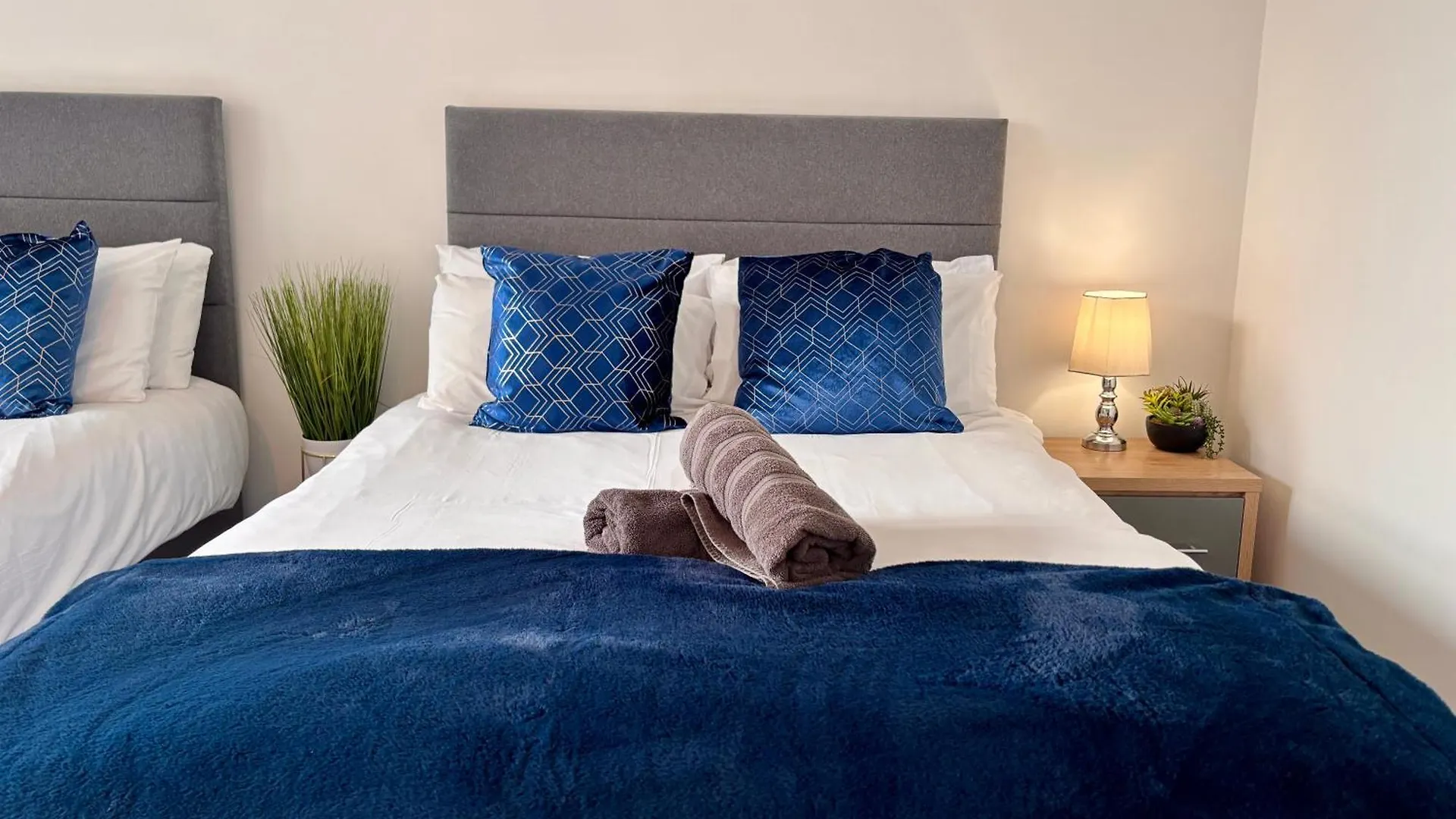 Franks Apt 4 - Roof Terrace - Sleeps 6 Blackpool United Kingdom