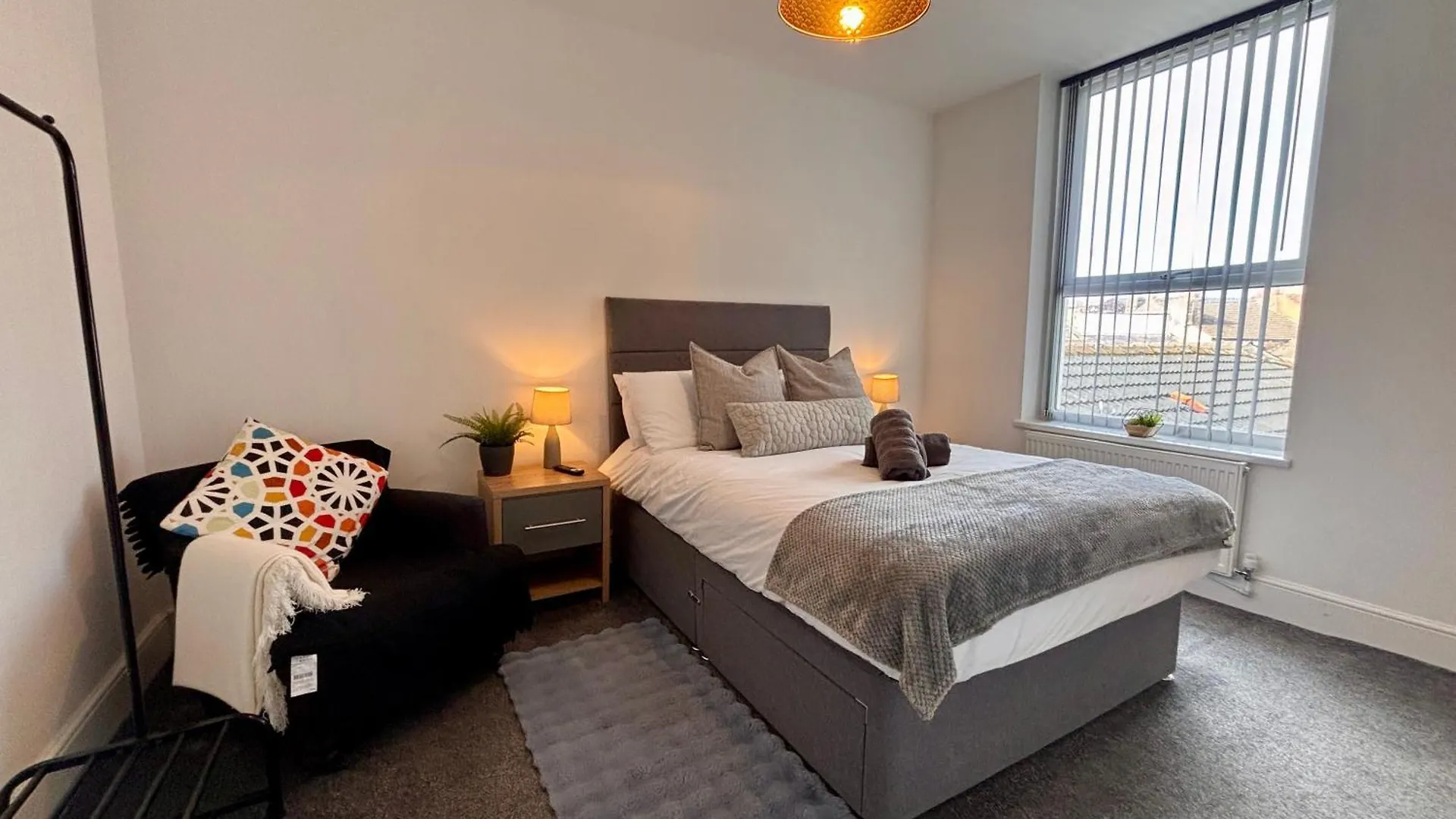 Franks Apt 4 - Roof Terrace - Sleeps 6 Blackpool