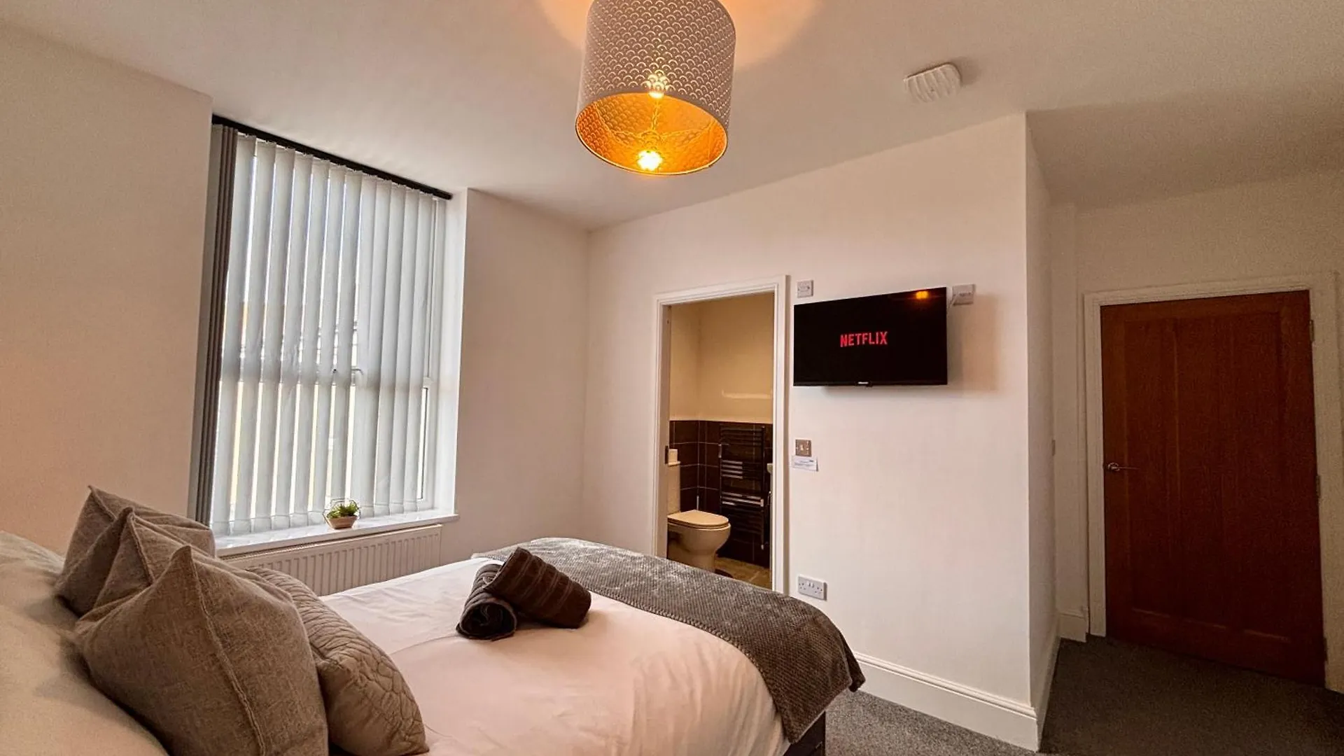 Franks Apt 4 - Roof Terrace - Sleeps 6 Blackpool United Kingdom